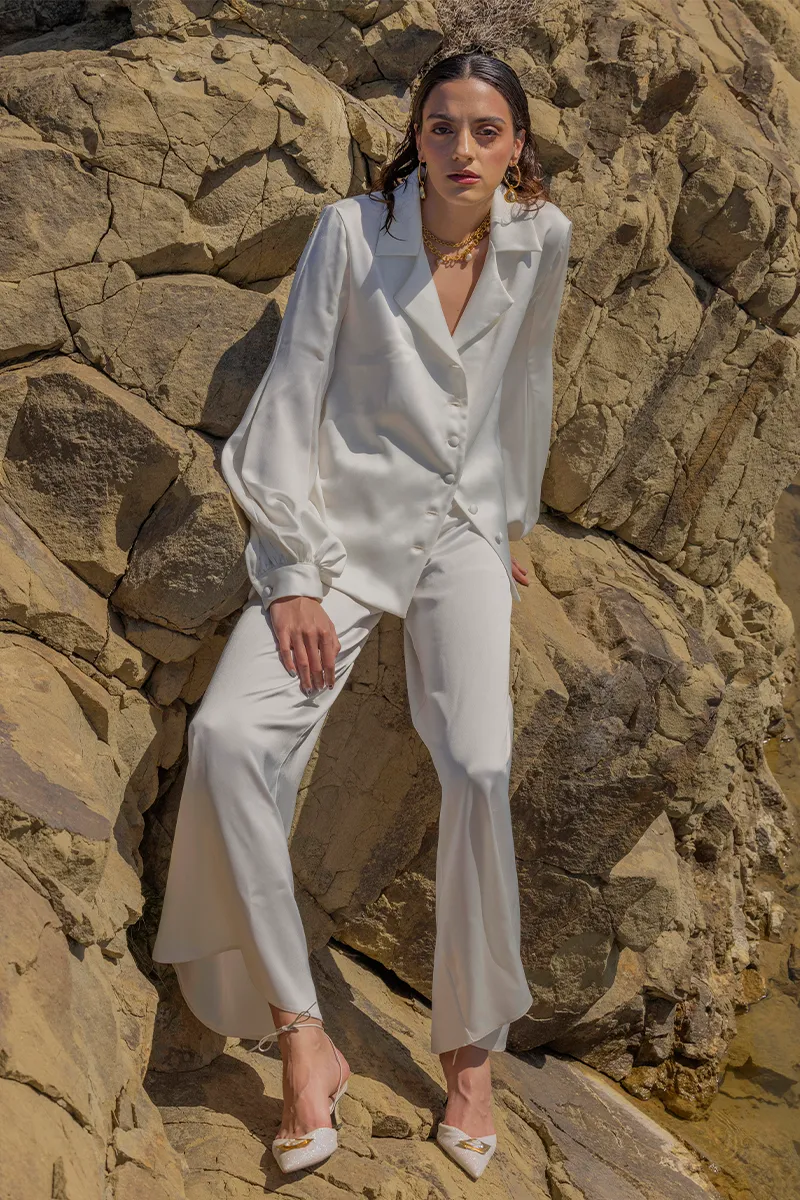 BISHOP SLEEVES SHIRT