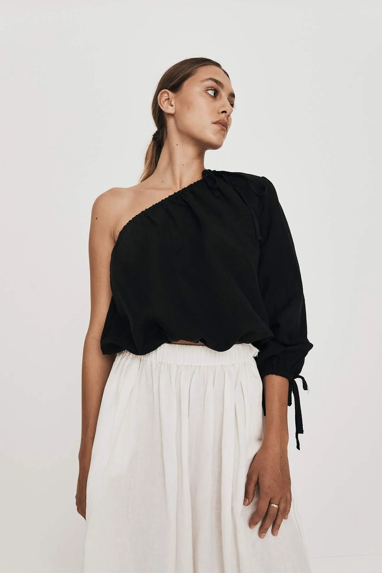 Mara Blouse in Black