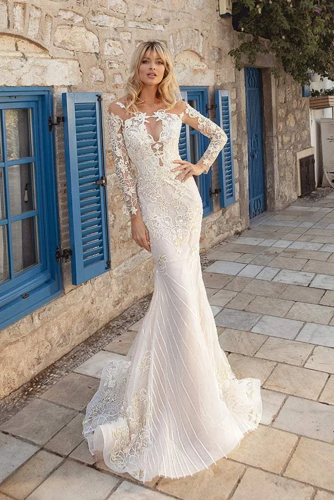 Wedding dress Laced with Detachable Skirt