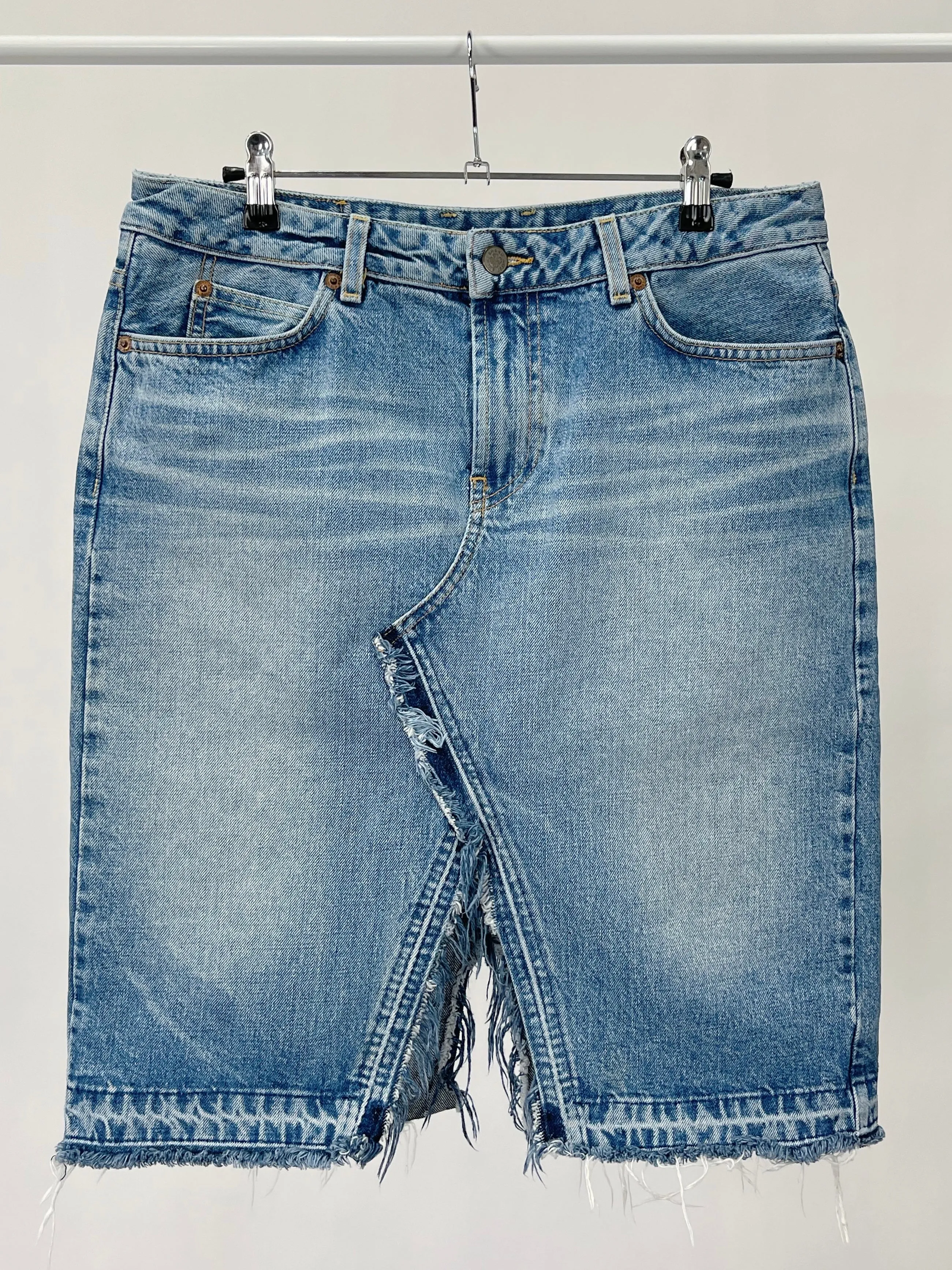 Y2K Lucky Brand Frayed Slit Denim Skirt (W31)
